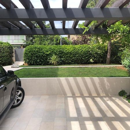 רוביני Apartment Lycia מראה חיצוני תמונה